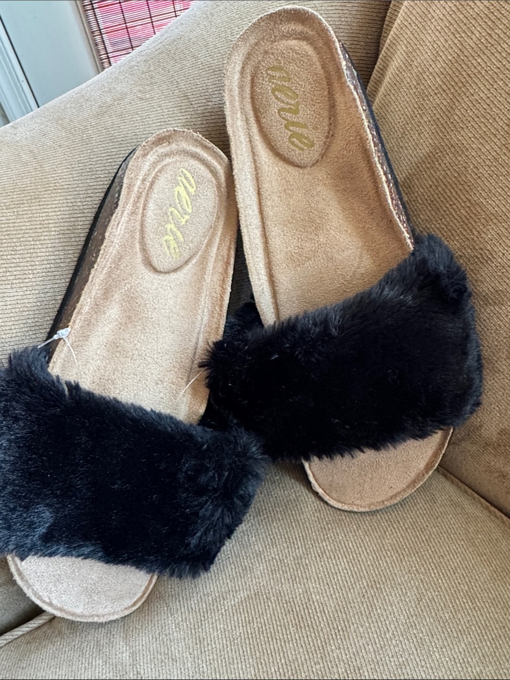 aerie Black Faux-Fur Slide Slippers